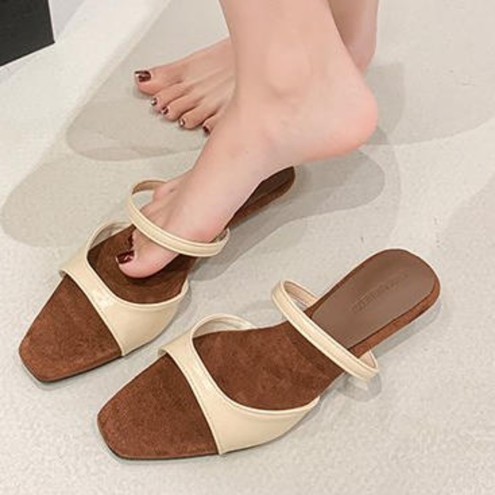 Street Fashion Rome 2026 - Fashion Designer Women's Square Toe Low
