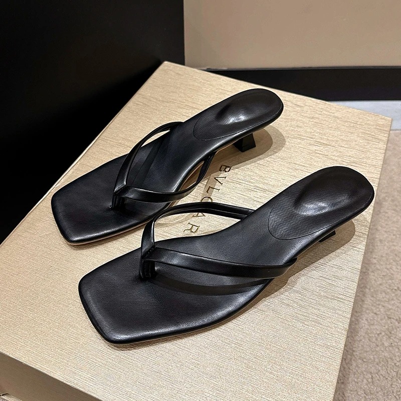 Summer Women Clip Toe Slippers - Street Fashion Clothing 评论和价格