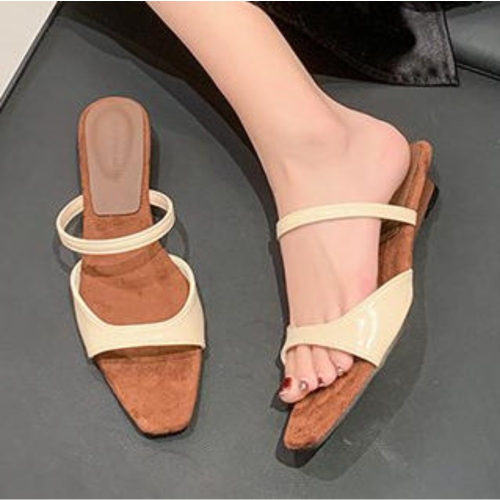 Fashion Designer Women's Squar - Street Fashion Rome 2026 评论和价格